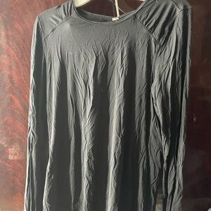 Black Lululemon LS